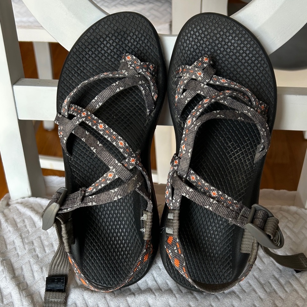 Chaco Gray Floral-Print Strappy Sandals with Black Footbed